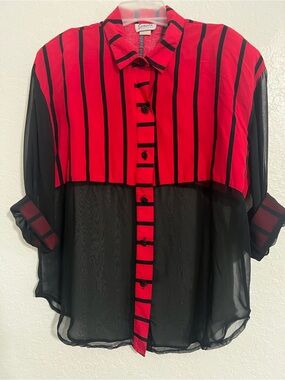 Vintage Sonata Fashion USA Black/Red Striped Long Sleeve Top Blouse Button #790